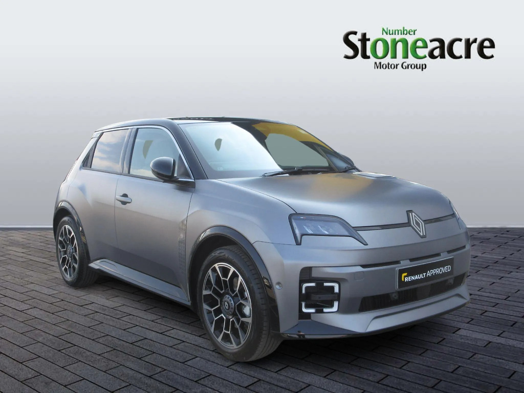 Renault 5 E-Tech Comfort Range 52Kwh Roland Garros