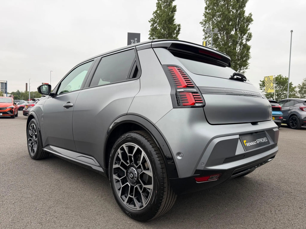 Renault 5 E-Tech Comfort Range 52Kwh Roland Garros
