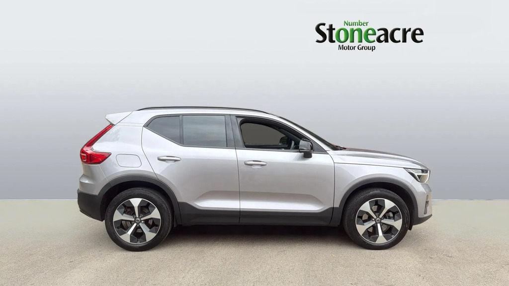Volvo XC40 2.0 B4p Plus Dark #3