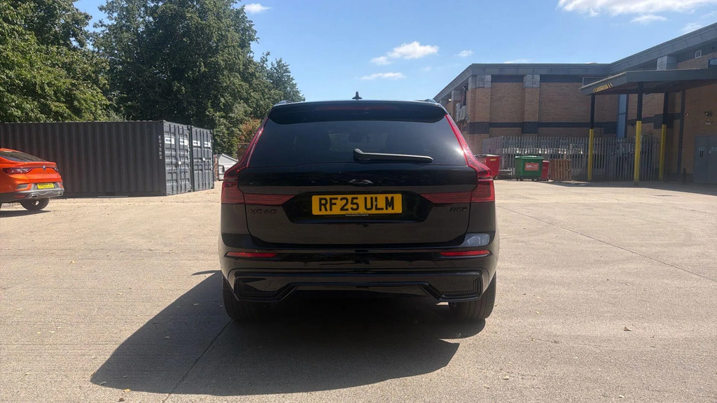Volvo XC60 2.0 B5 Mhev Plus Black Edition Awd Euro 6 S #4