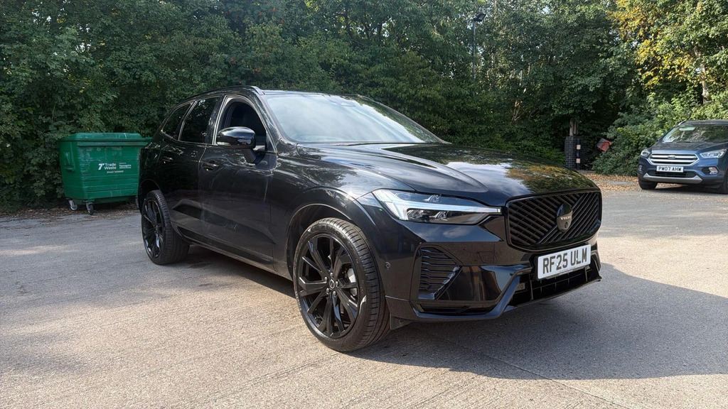 Volvo XC60 2.0 B5 Mhev Plus Black Edition Awd Euro 6 S