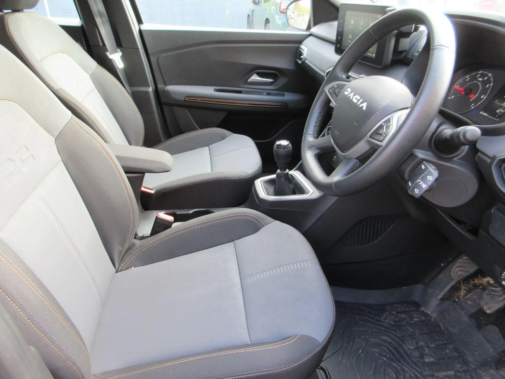 Dacia Sandero Stepway 1.0 Tce Extreme Cvt Green #14