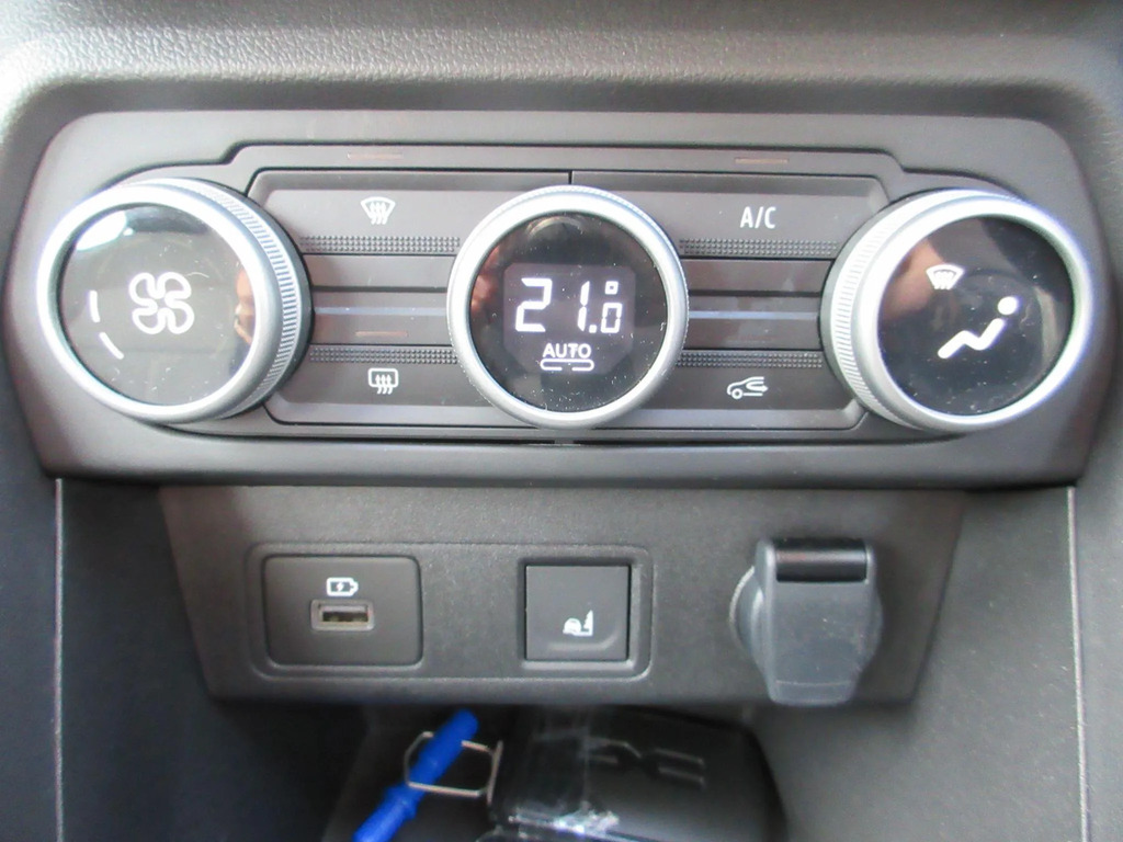 Dacia Sandero Stepway 1.0 Tce Extreme Cvt Green #34