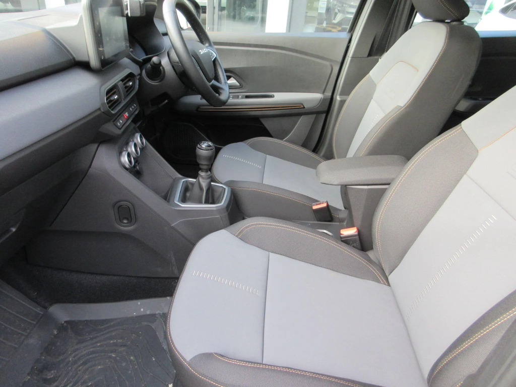 Dacia Sandero Stepway 1.0 Tce Extreme Cvt Green #16