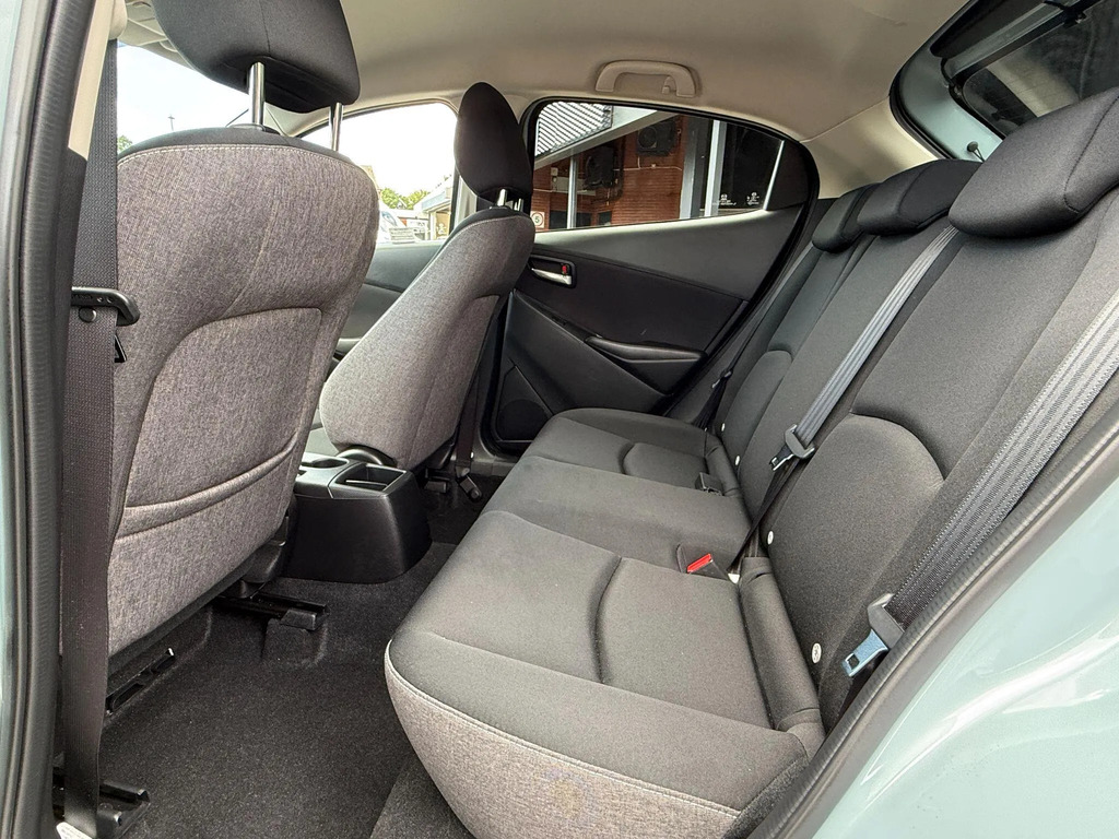 Mazda 2 Homura Aka 1.5 E-skyactiv G 90Ps Mhev Grey #15