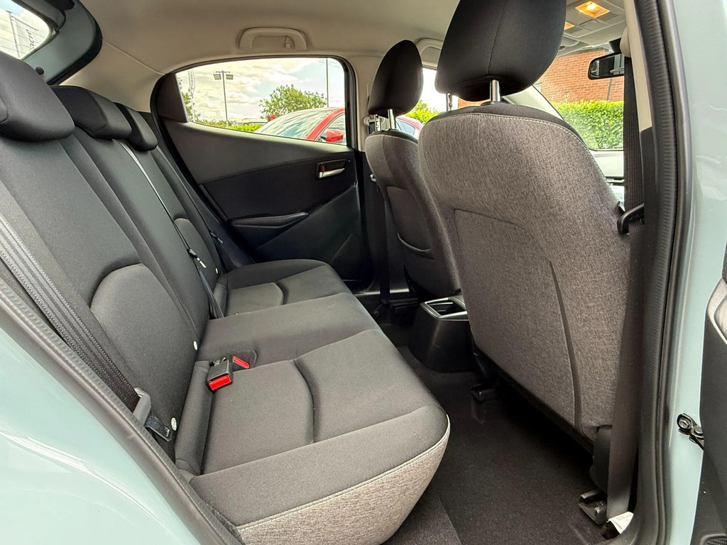 Mazda 2 Homura Aka 1.5 E-skyactiv G 90Ps Mhev Grey #17
