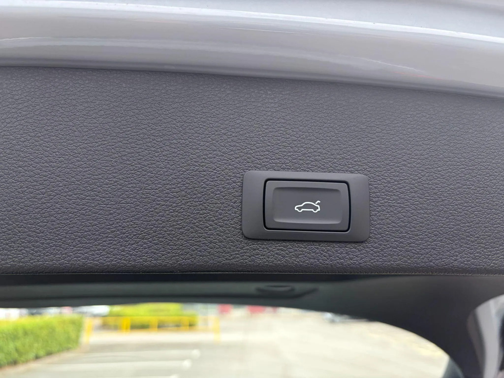 Audi Q2 35 Tfsi Black Edition 2025 Blue #14