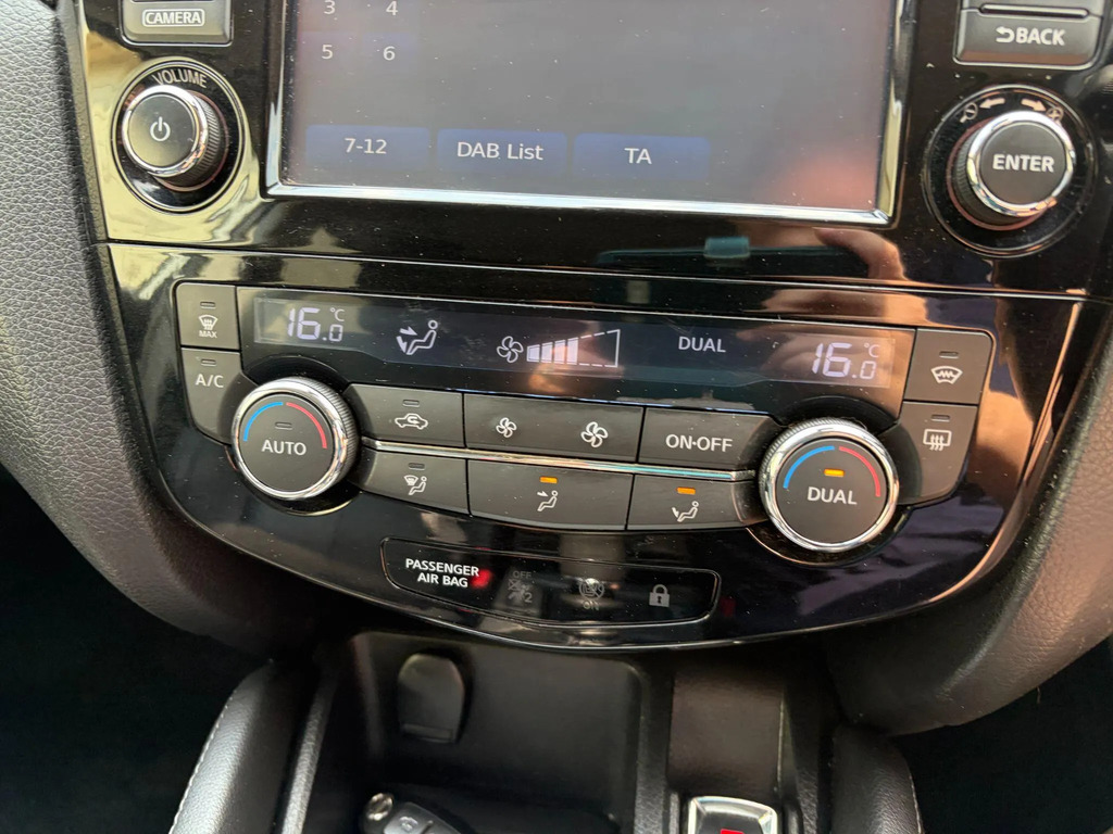 Nissan Qashqai N-tec Silver #21