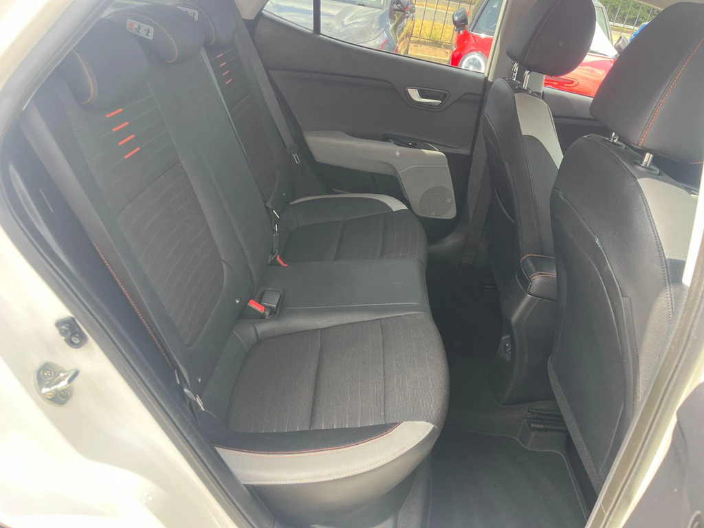 Kia Stonic Stonic Mixx Isg White #19