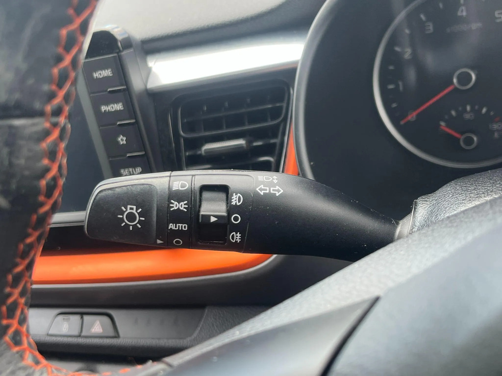 Kia Stonic Stonic Mixx Isg White #27