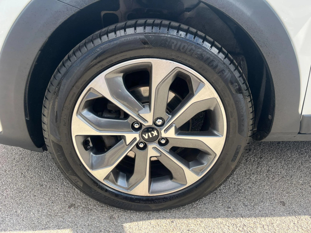 Kia Stonic Stonic Mixx Isg White #13