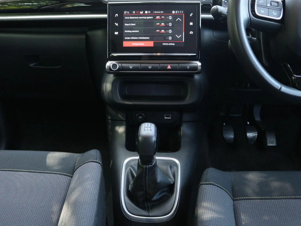 Citroen C3 1.2 Puretech Shine Ss 82 Bhp Beige #27