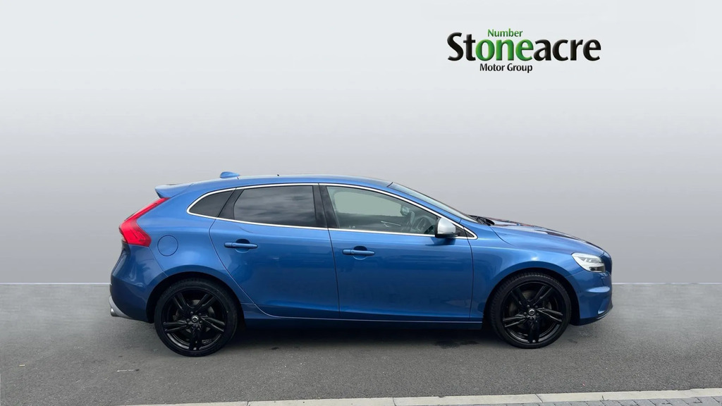 Volvo V40 2.0 D3 R-design Nav Plus Euro 6 Ss  #3