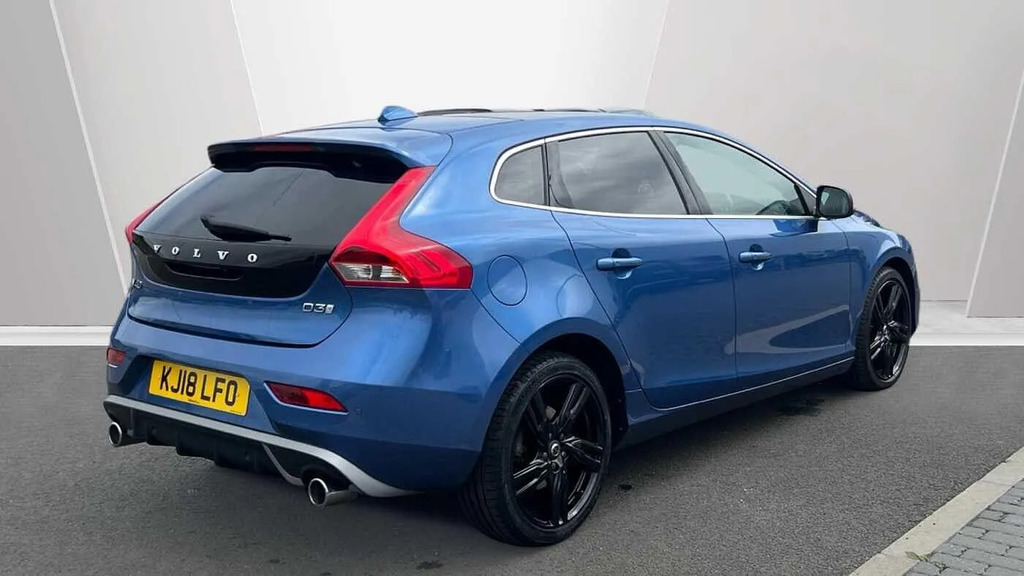 Volvo V40 2.0 D3 R-design Nav Plus Euro 6 Ss #2