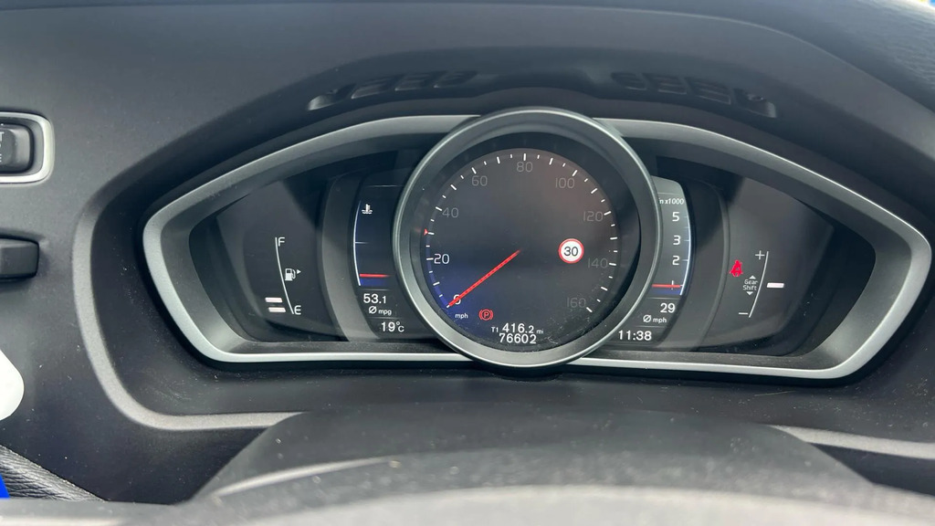 Volvo V40 2.0 D2 Momentum Nav Plus 118 Bhp Blue #11