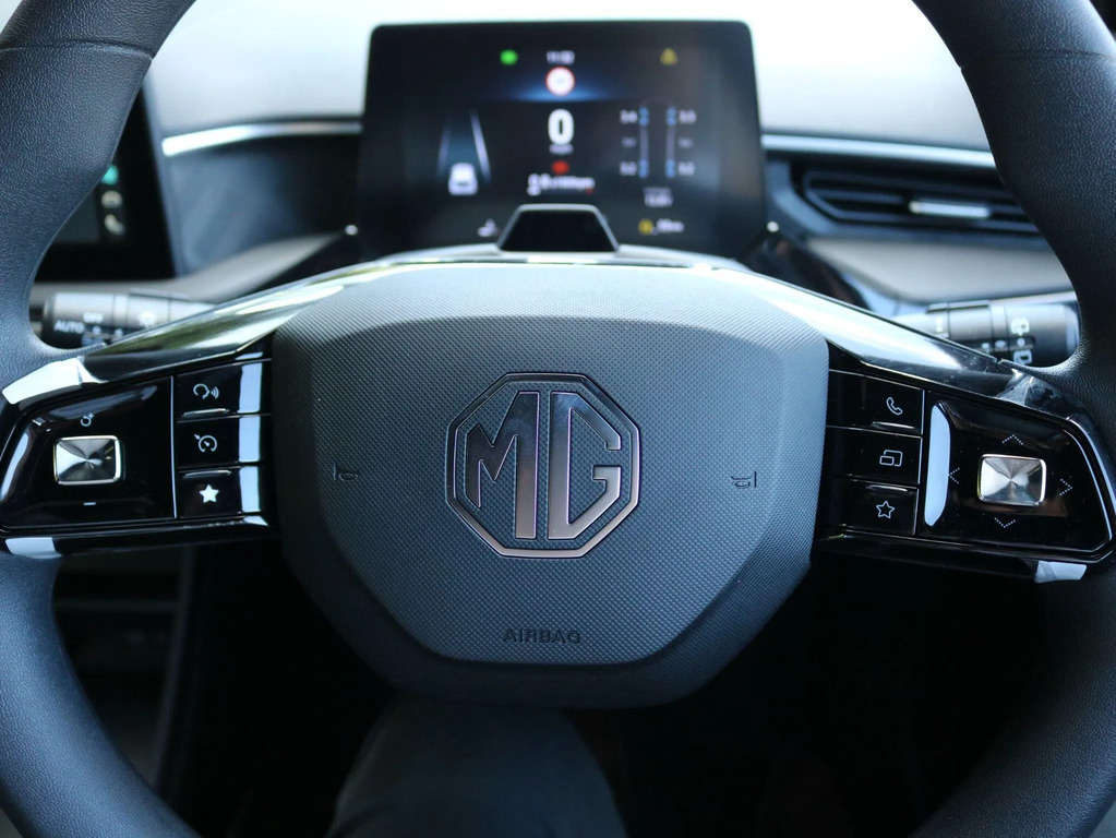 MG MG3 1.5 Hybrid Trophy Black #17