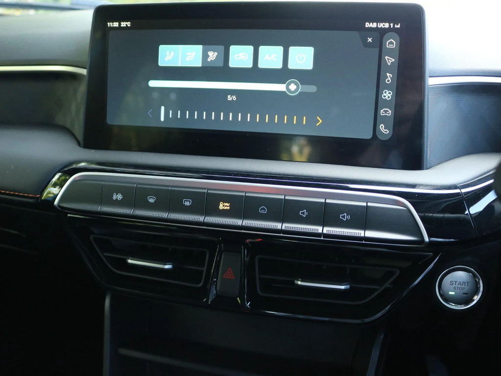 MG MG3 1.5 Hybrid Trophy Black #18