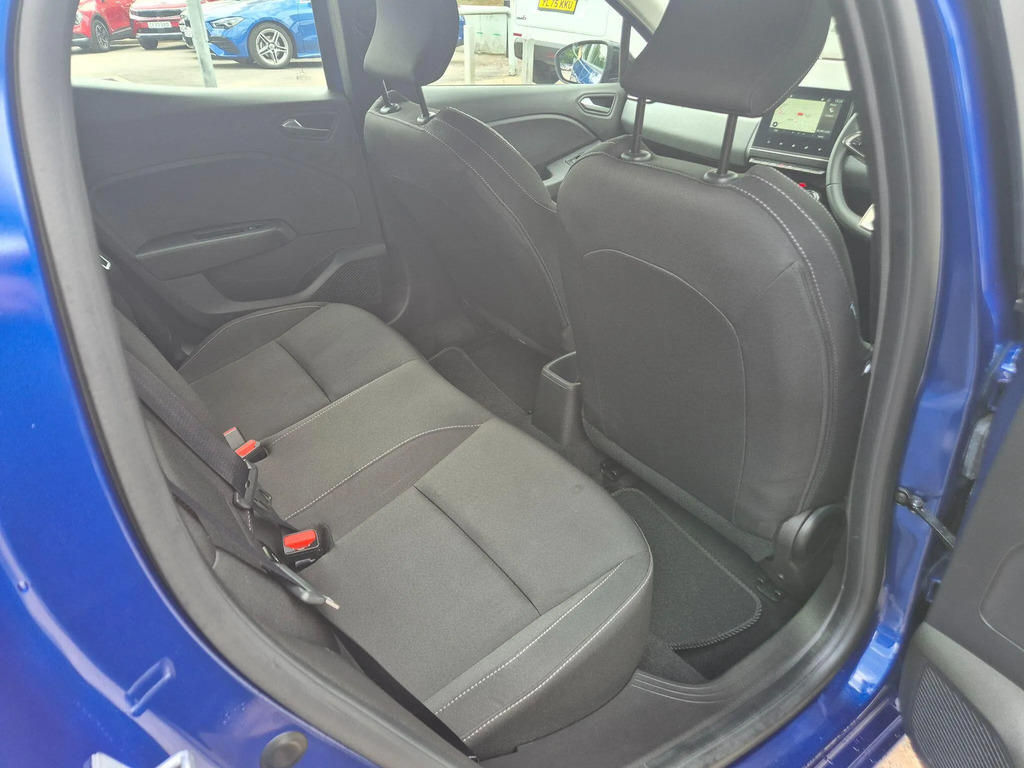 Renault Clio Techno Black #20