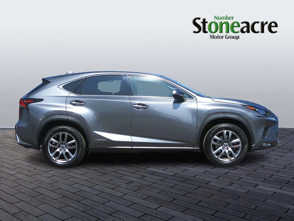 Lexus NX 300H 2.5 Sport Cvt Premium Nav #2