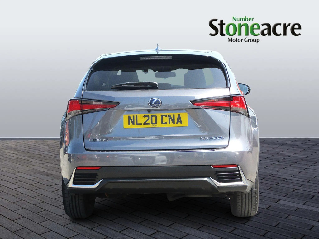 Lexus NX 300H 2.5 Sport Cvt Premium Nav #4