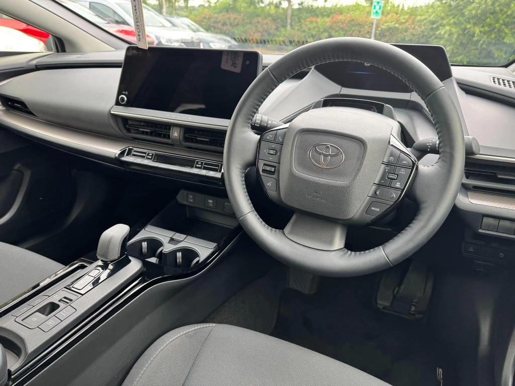 Toyota Prius Design Black #16