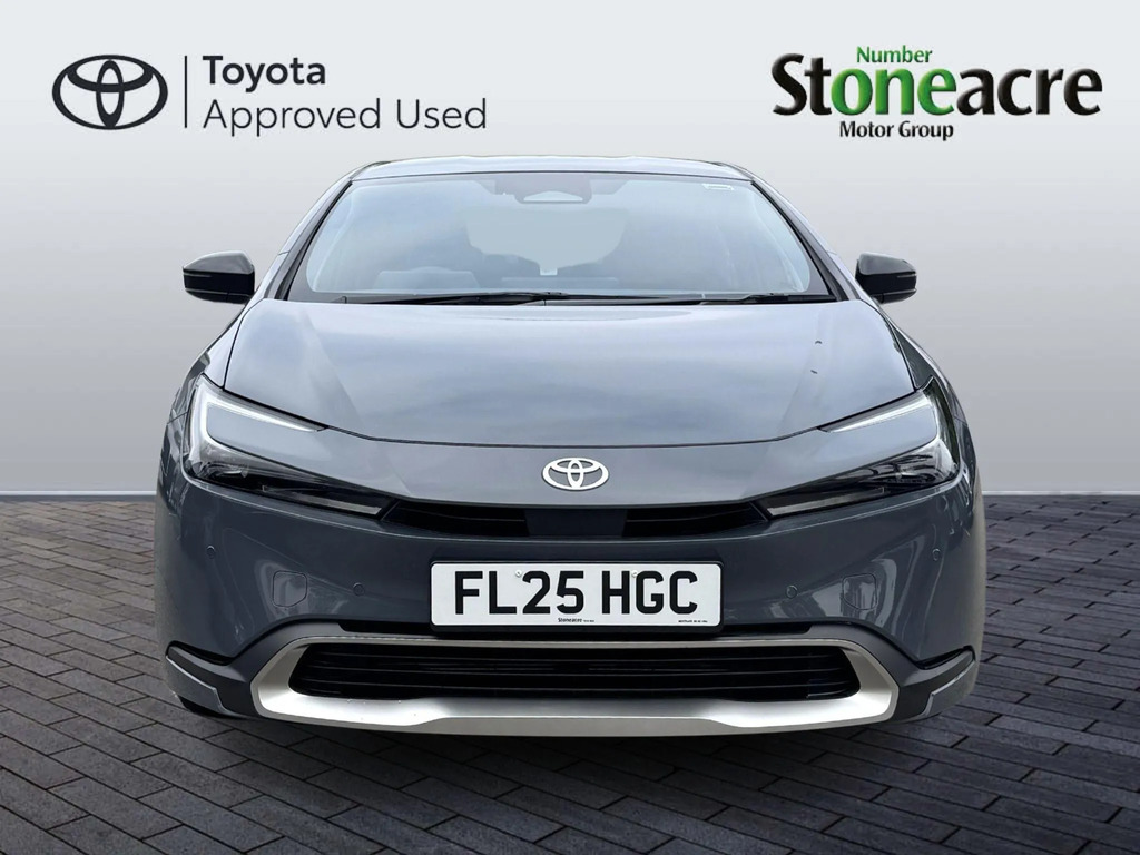 Toyota Prius Design Black #8