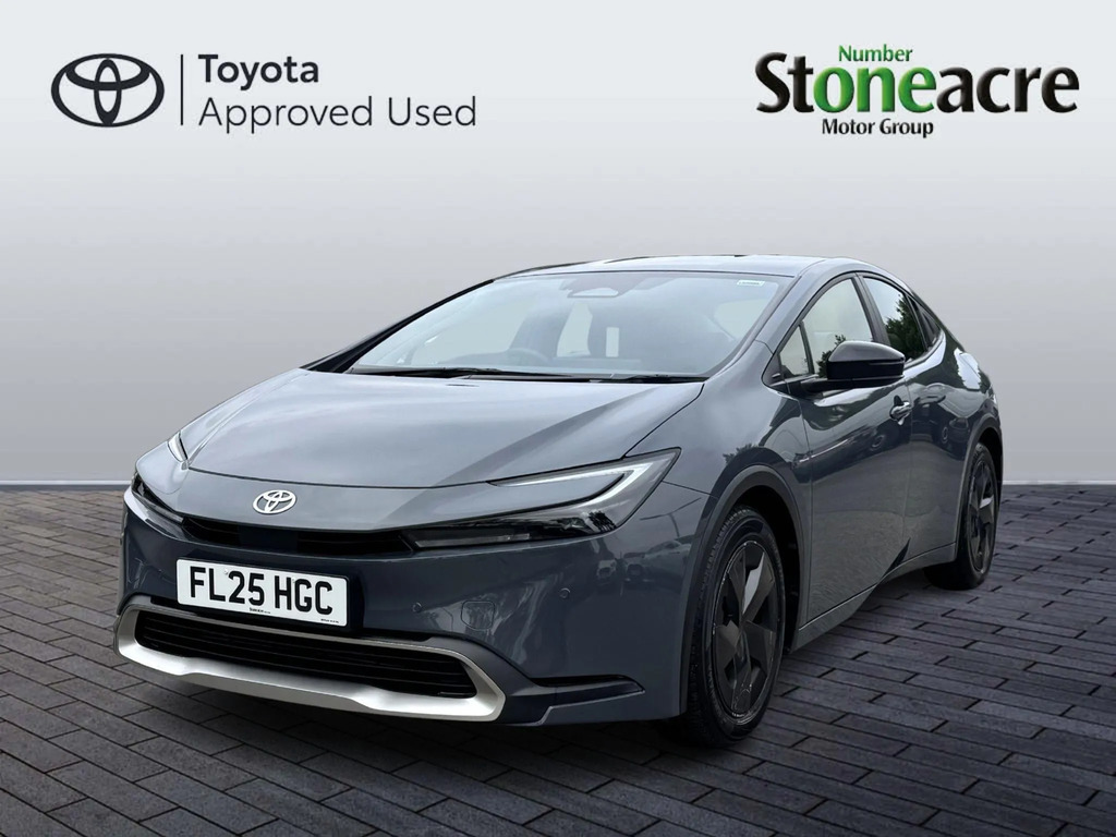 Toyota Prius Design Black #7