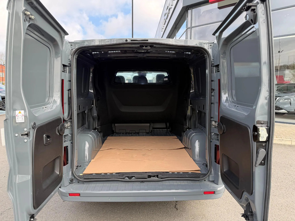 Nissan Primastar 2.0 Dci 30 Tekna Crew Van L2 H1 Euro 6 Ss 6Dr #2