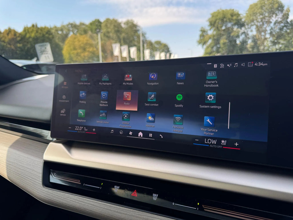 BMW 5 Series 530E M Sport Tech Plus Black #31
