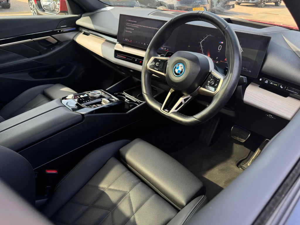 BMW 5 Series 530E M Sport Tech Plus Black #10