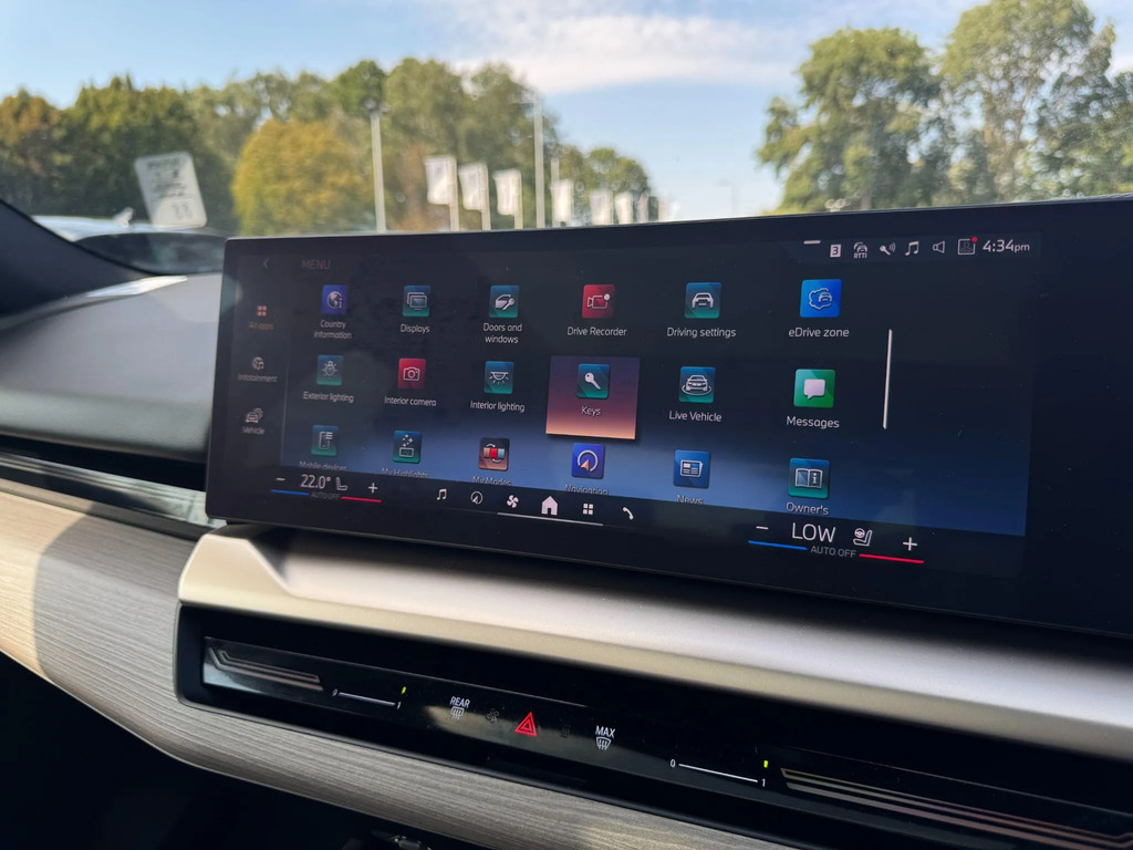 BMW 5 Series 530E M Sport Tech Plus Black #24