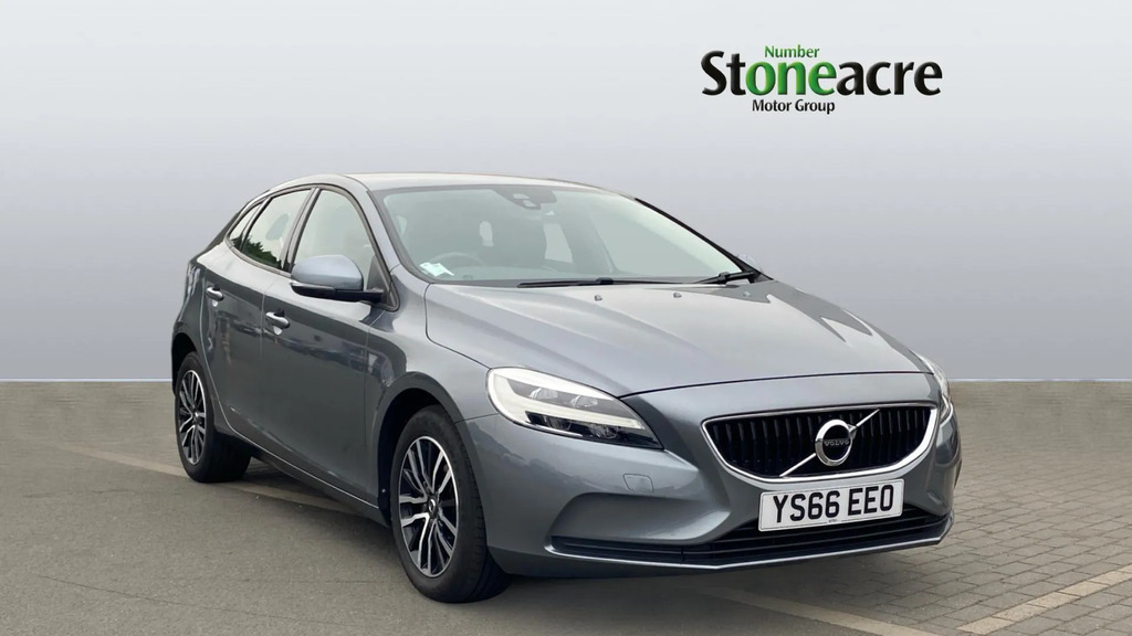 Volvo V40 1.5 T2 Momentum Nav Plus Euro 6 Ss 