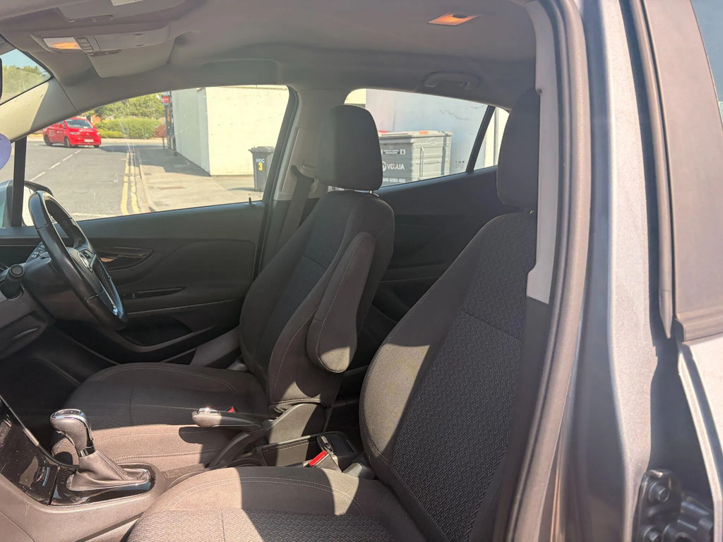 Vauxhall Mokka X White #11
