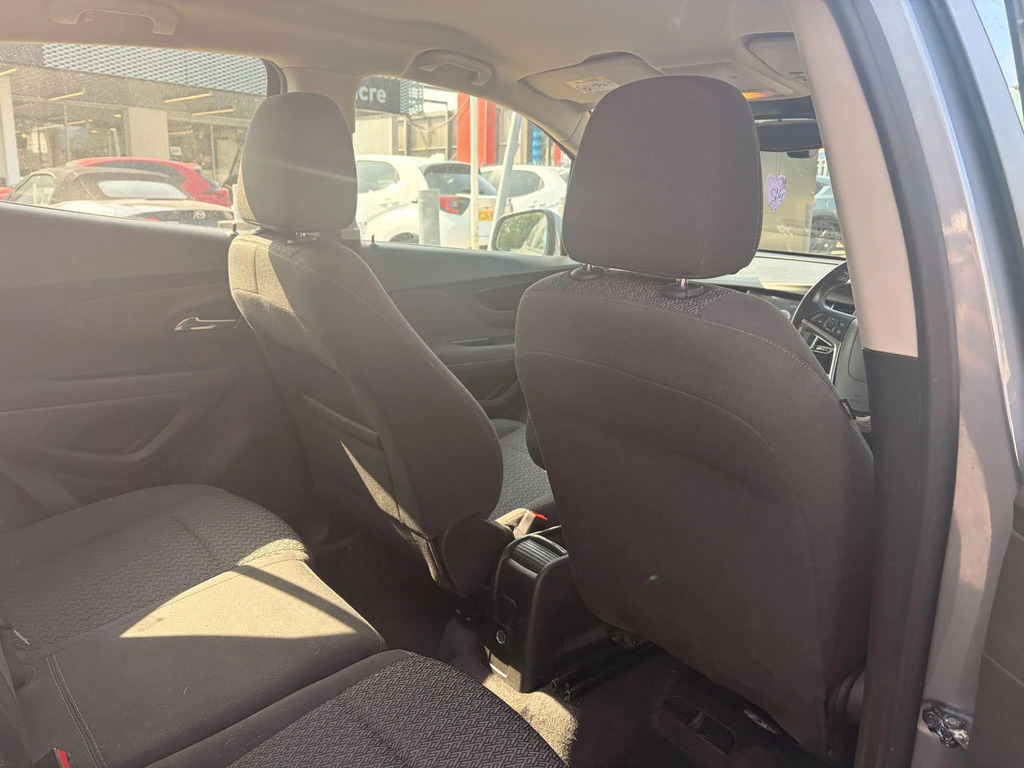 Vauxhall Mokka X White #12
