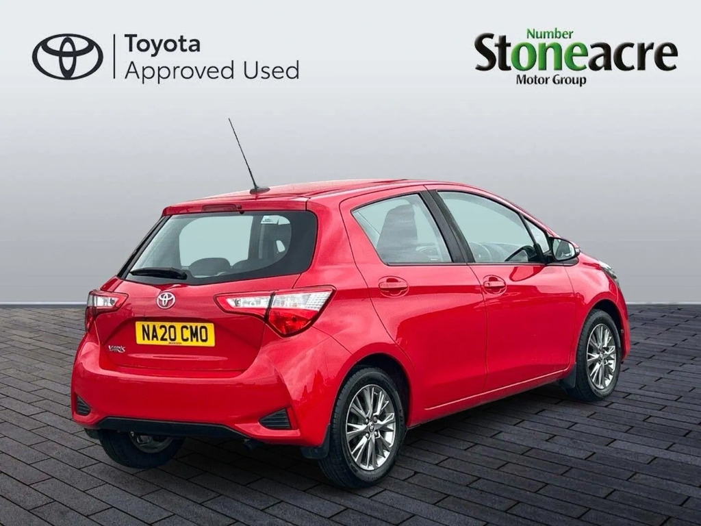 Toyota Yaris 1.5 Vvt-i Icon  #3