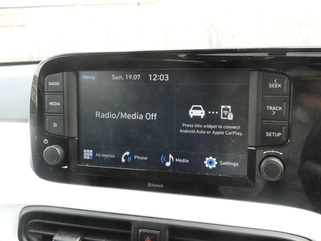 Hyundai I10 Se Connect White #23