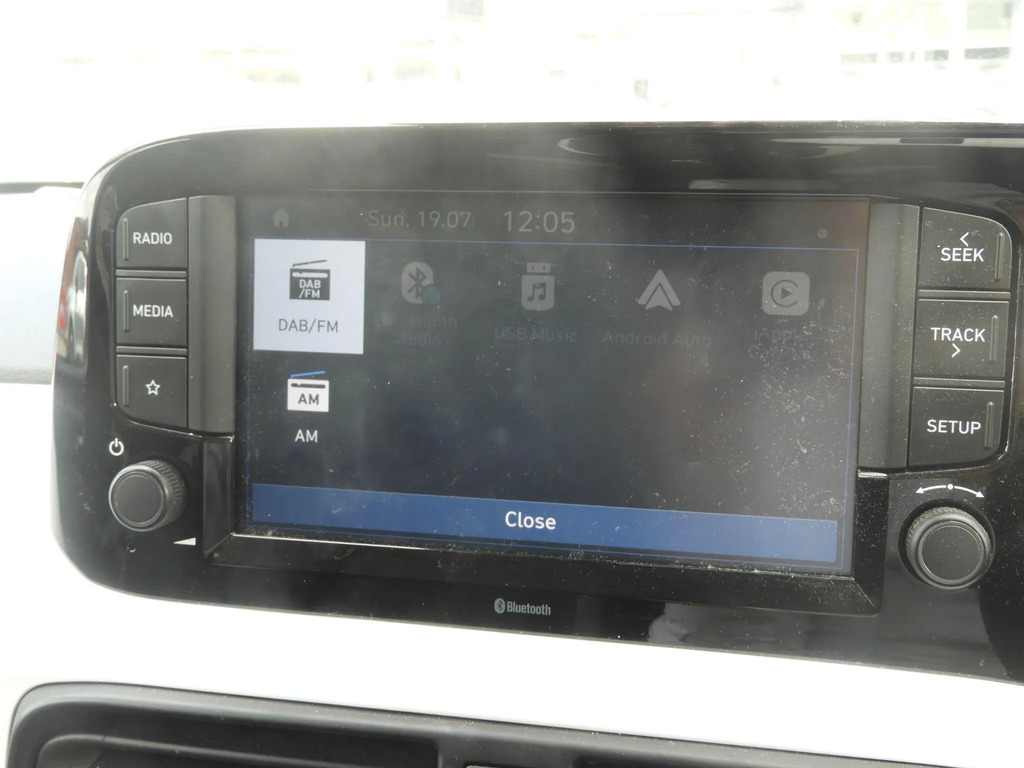Hyundai I10 Se Connect White #25
