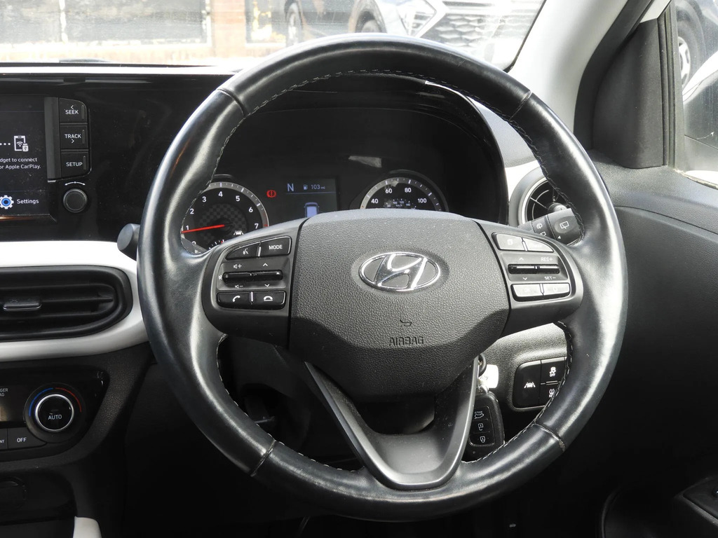 Hyundai I10 Se Connect White #33