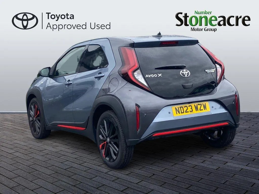 Toyota Aygo X 1.0 Vvt-i Undercover  #5