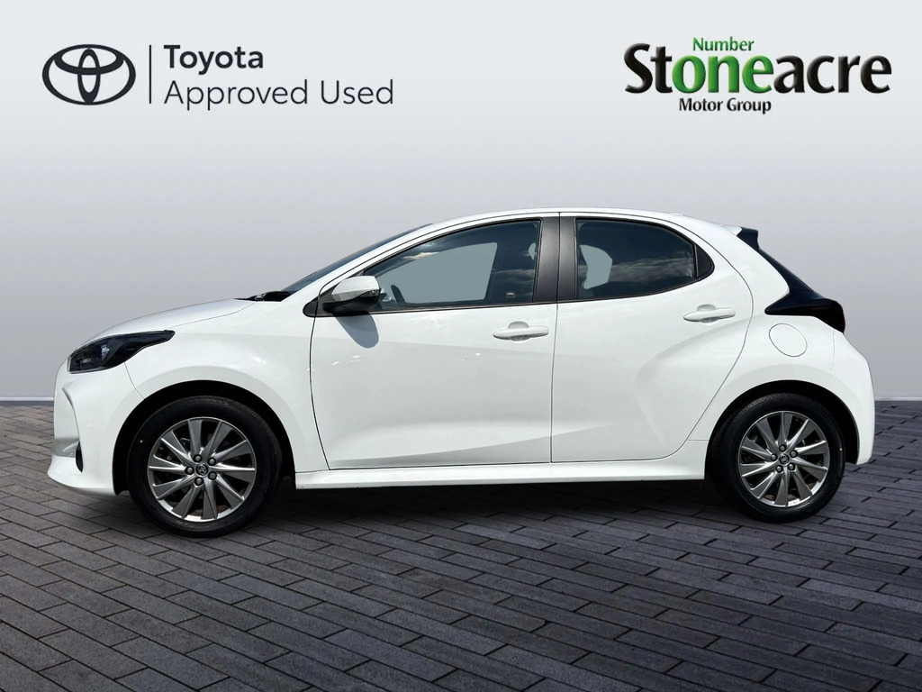 Toyota Yaris 1.5 Hybrid Icon Cvt #6