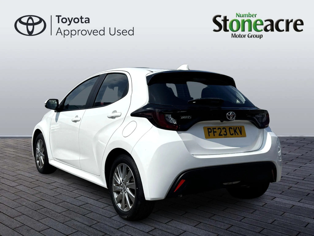 Toyota Yaris 1.5 Hybrid Icon Cvt #5