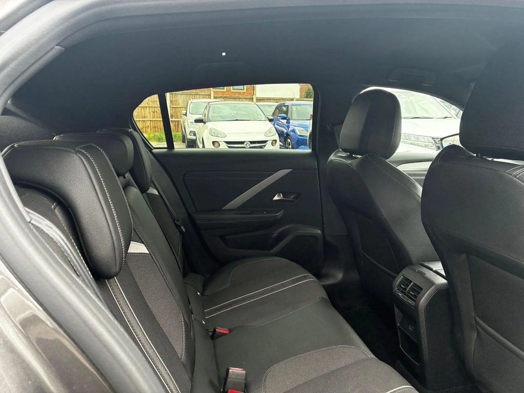 Vauxhall Astra Astra Gs Turbo Red #10