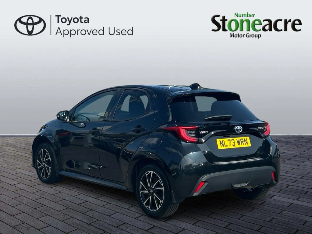 Toyota Yaris 1.5 Hybrid Design Cvt  #5