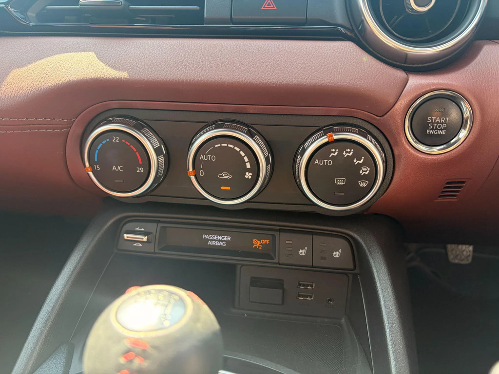 Mazda MX-5 RF Convertible 2.0 Skyactiv-g Sport Nav 201717 Red #13