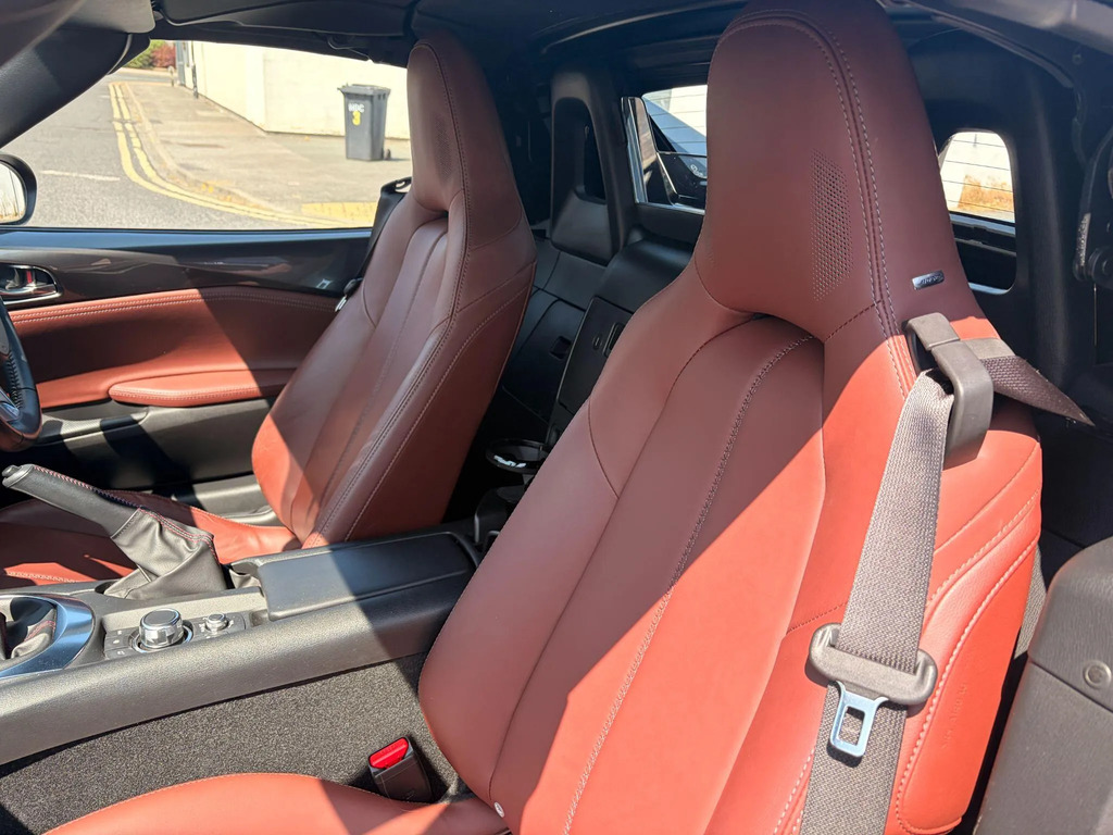 Mazda MX-5 RF Convertible 2.0 Skyactiv-g Sport Nav 201717 Red #18