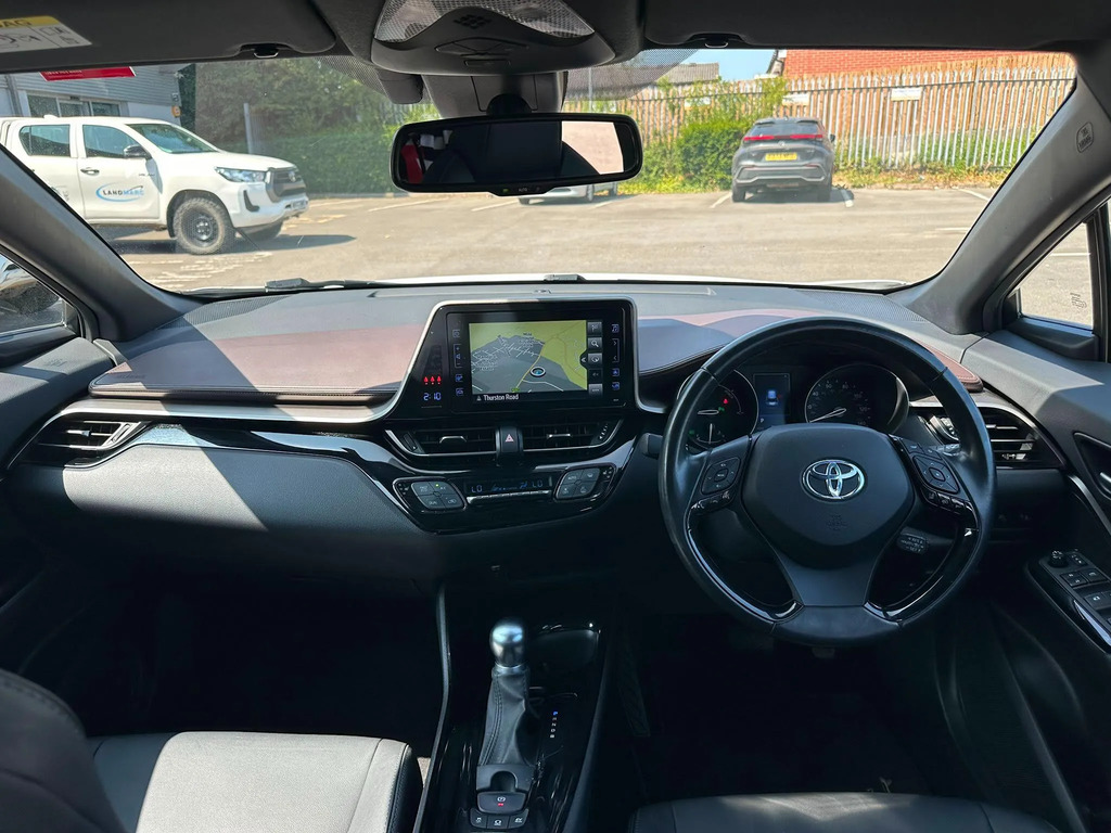 Toyota C-Hr 1.8 Vvt-h Excel Suv Hybrid Cvt Euro 6 White