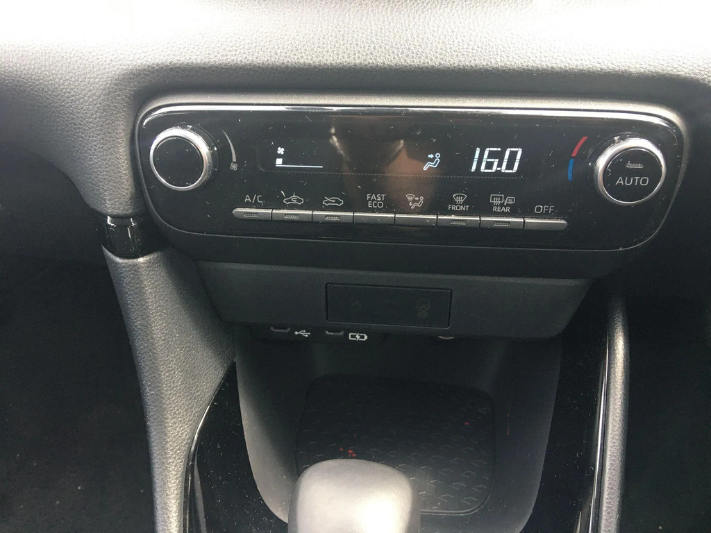 Toyota Yaris Excel Blue #19