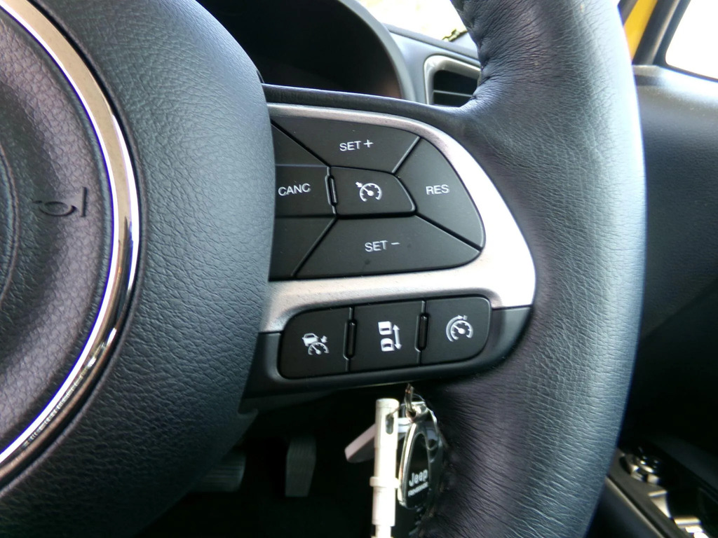 Jeep Renegade 1.5 E-hybrid Summit Dct Red #20
