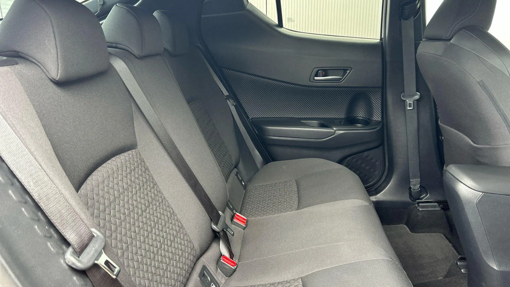 Toyota C-Hr Excel Grey #16