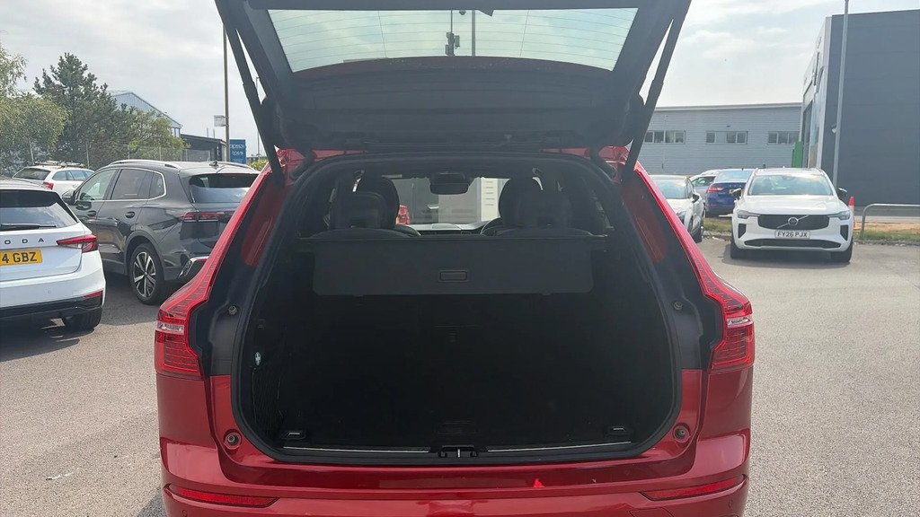 Volvo XC60 B4 R-design Awd Grey #13